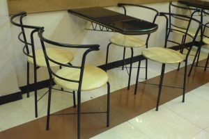 Hotel-Table-with-Chair